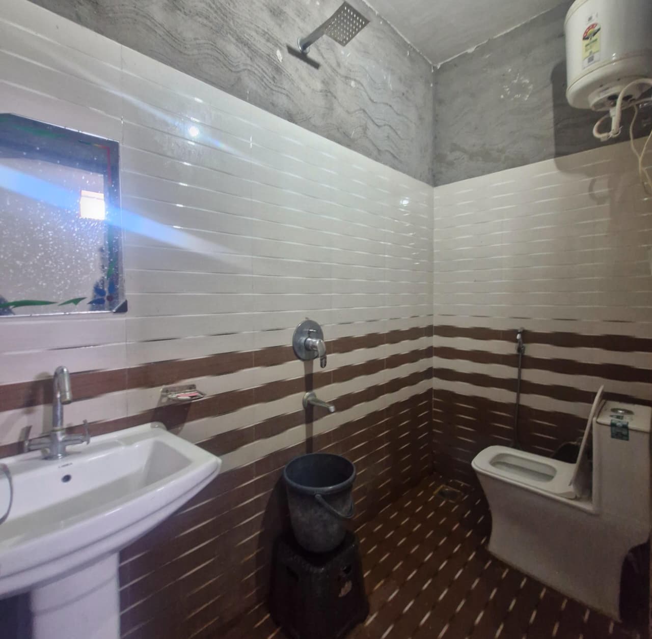AC Room near Khatu Shyam Temple - Comfortable Stay